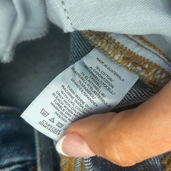 LOFT The Curvy Slim Size 4 or 27 Classic Blue Denim Jeans - Picture 4 of 6